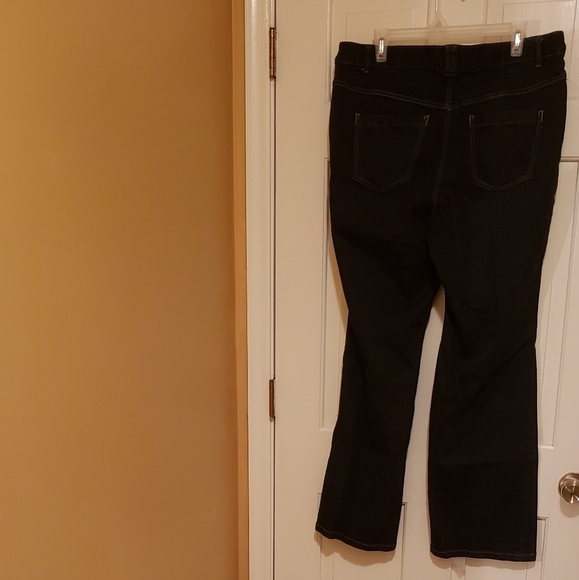 Lane Bryant Boot Cut Dark denim Jeans size 19 EUC - Picture 2 of 5